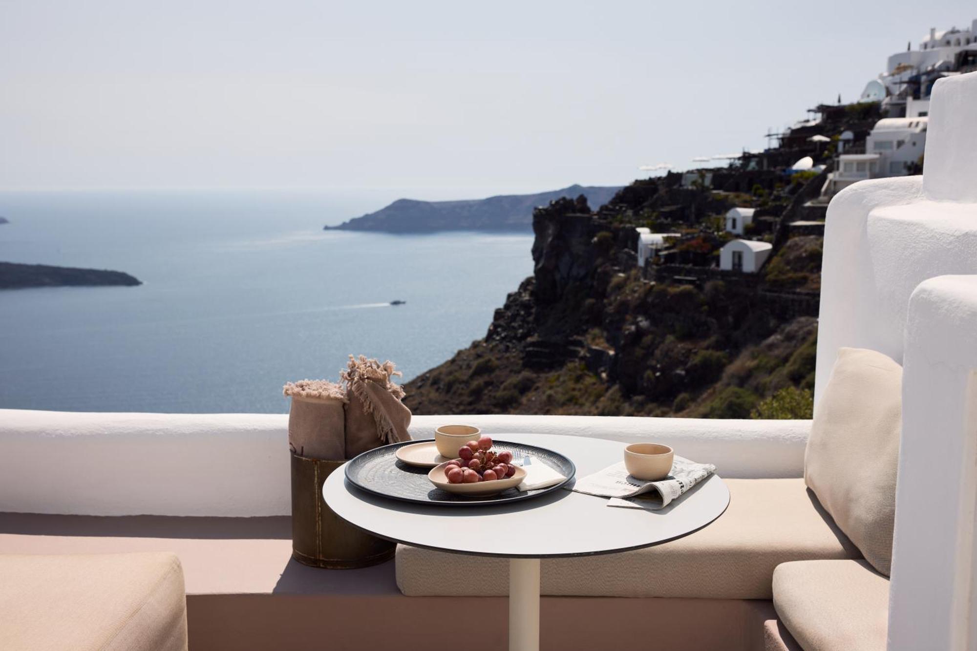 Iconic Santorini, A Boutique Cave Hotel By Sandglass Imerovigli  Bagian luar foto